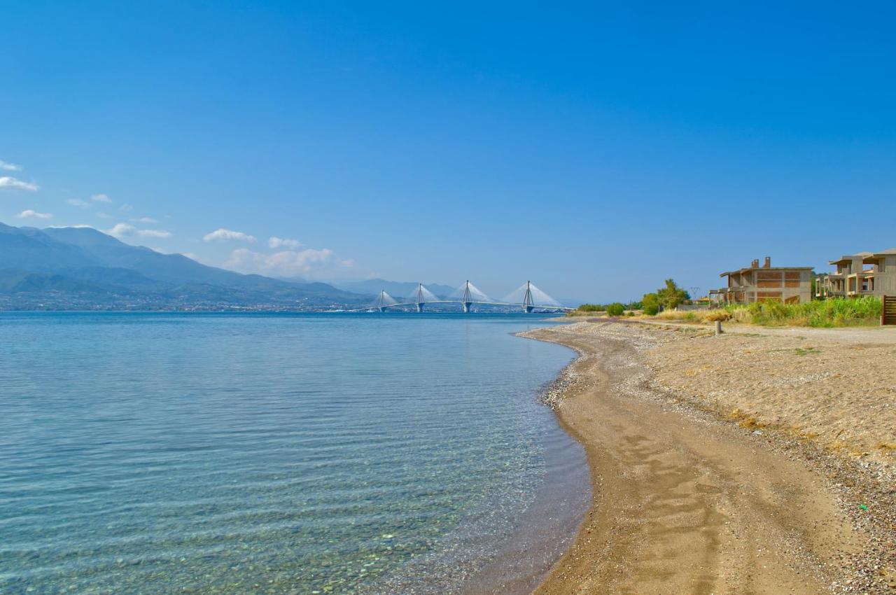 Epipleon Luxury Suites -105- Δωμάτιο 35Τμ Με Βεράντα 35Τμ Μπροστά Στη Θάλασσα Nafpaktos Ngoại thất bức ảnh